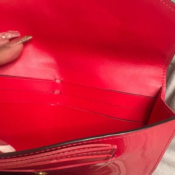 Louis Vuitton Vernis Sarah Wallet - Picture 6 of 9